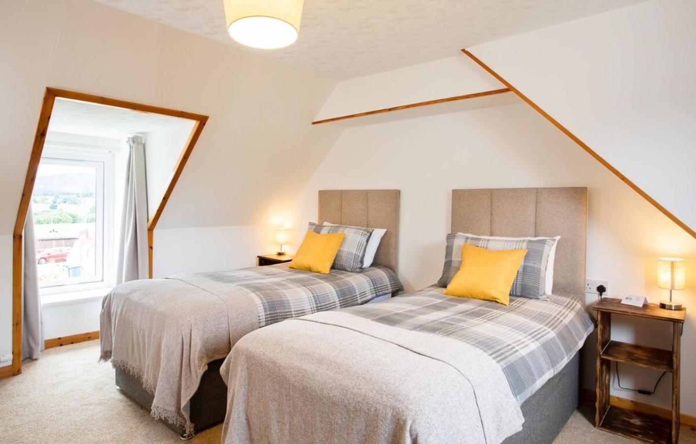 Mike'S 3-Bedroom Countryside Cottage Alness Εξωτερικό φωτογραφία