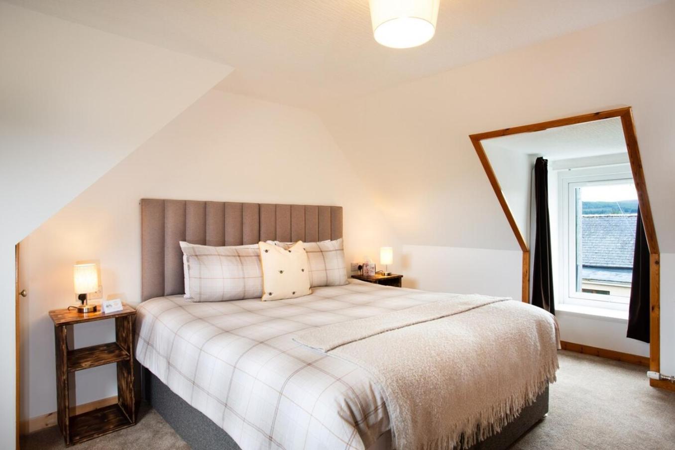Mike'S 3-Bedroom Countryside Cottage Alness Εξωτερικό φωτογραφία